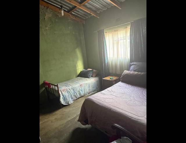 5 BEDROOM HOUSE FOR SALE IN LANGAVILLE